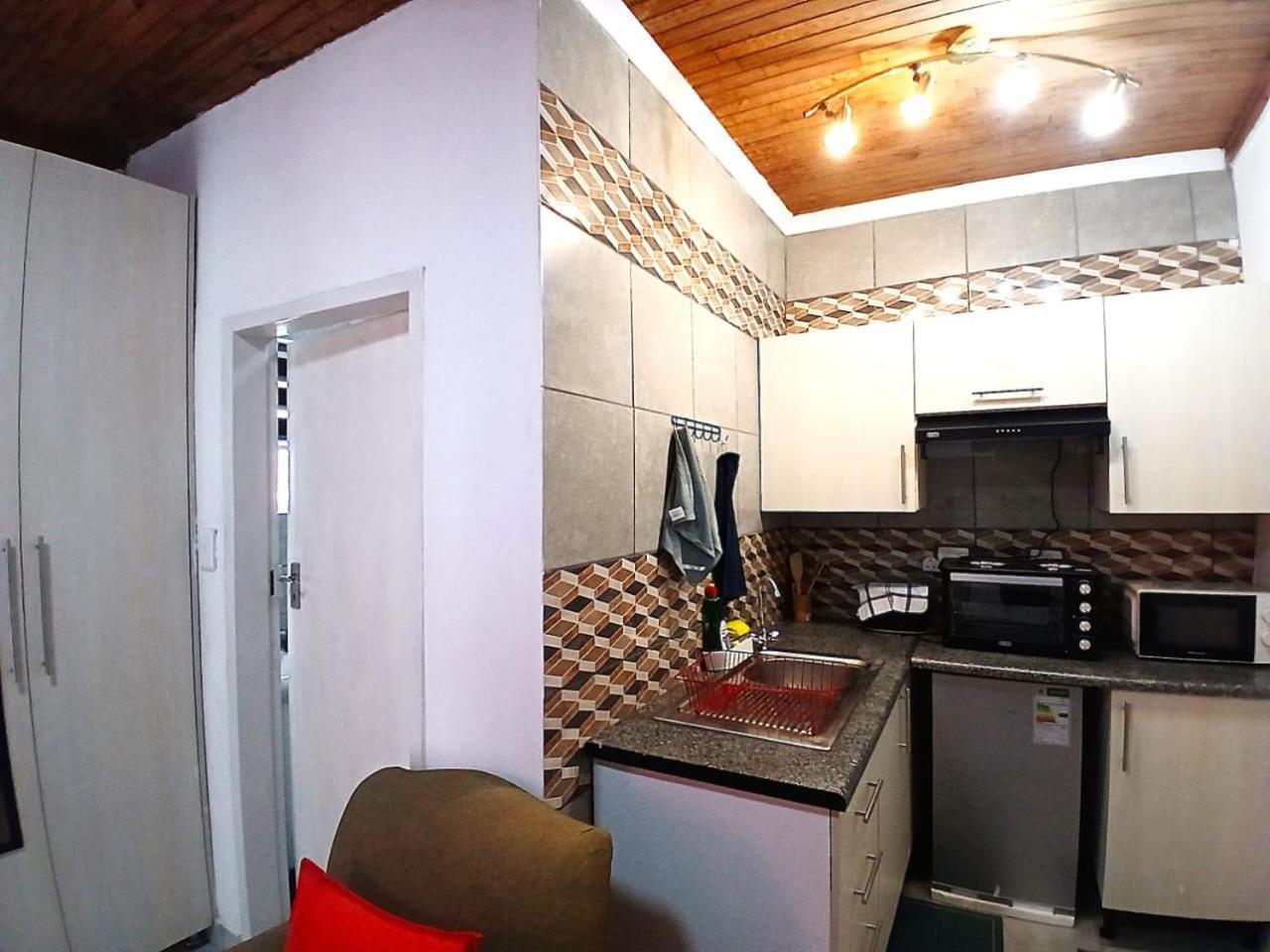 Millenium Homes Центурион Екстериор снимка